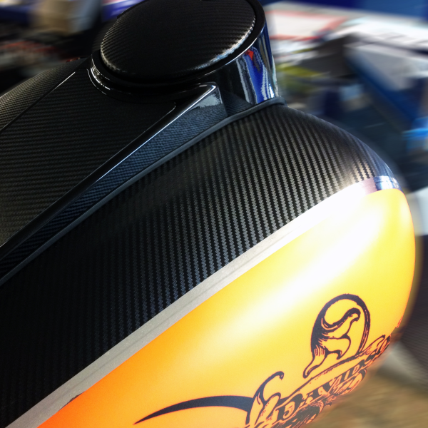 GF 780 Dragon Wrap™ 5.6 mil Black Carbon Fiber Textured Vinyl with Clear Repositionable Permanent Adhesive 60"x150' Roll